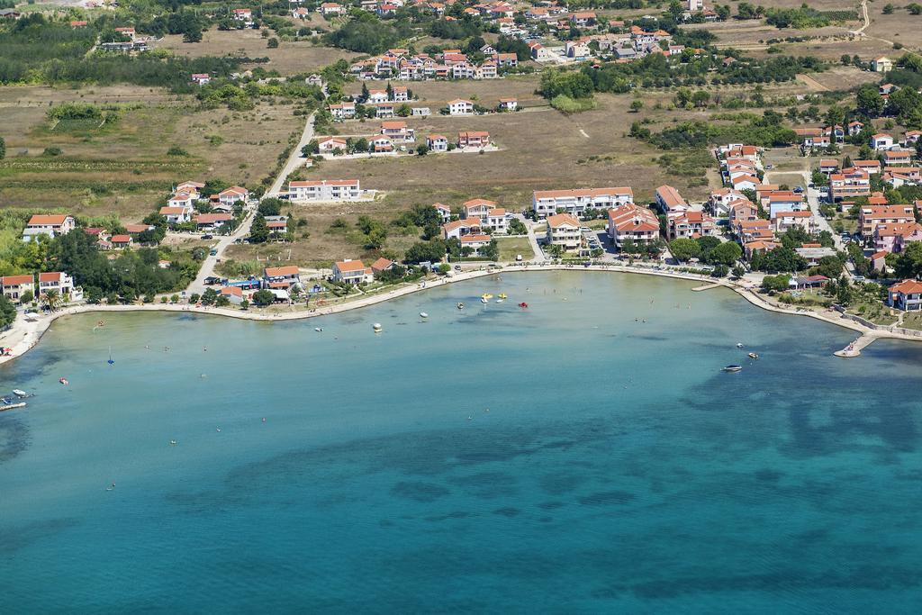 Hotel Laguna Privlaka  Exterior foto