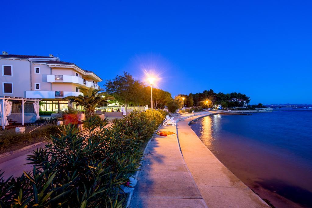 Hotel Laguna Privlaka  Exterior foto