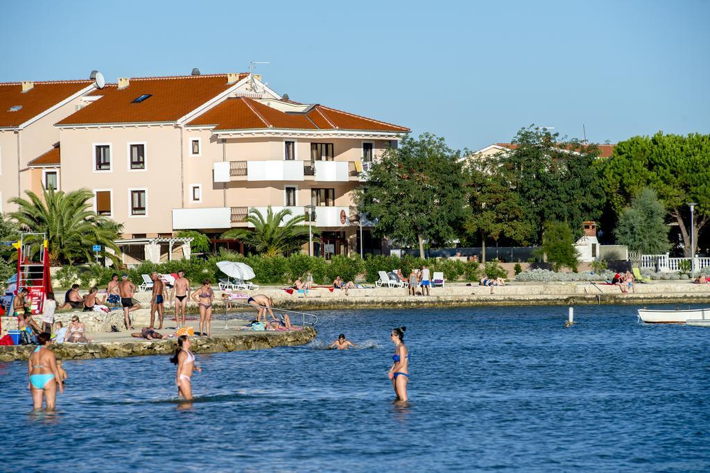 Hotel Laguna Privlaka  Exterior foto